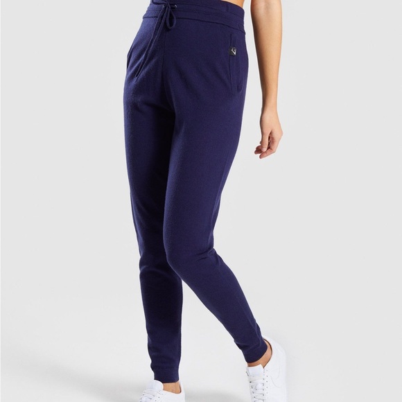 high waist size small gymshark joggers - Picture 2 of 2